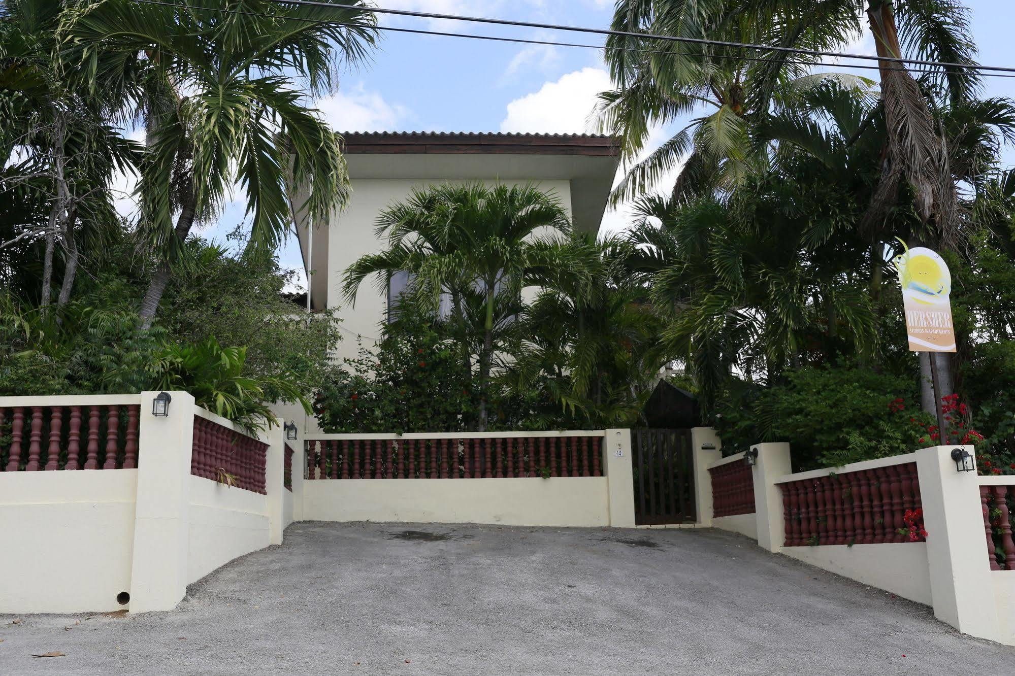Hersher Studio'S & Apartments يلمستاد المظهر الخارجي الصورة